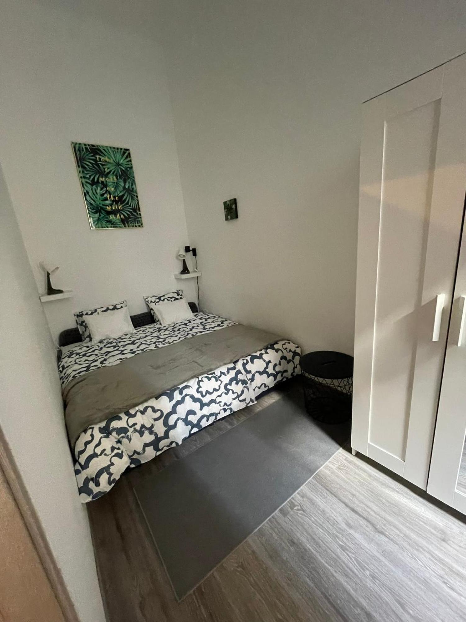 Soho Suites - Kazinczy Boedapest Buitenkant foto